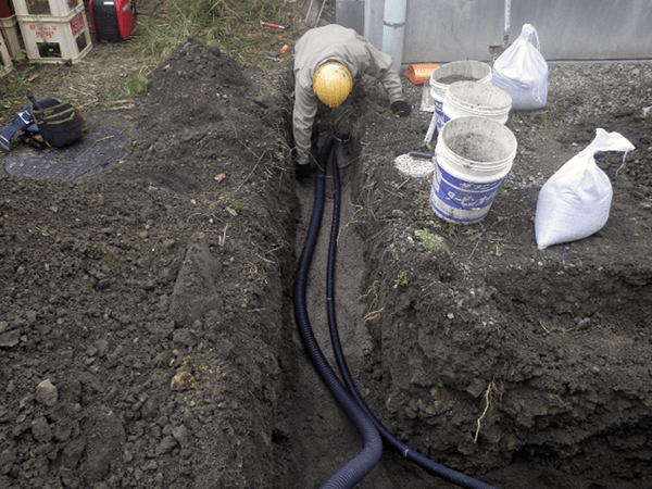 埋設管工事の様子